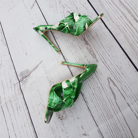 Brand new Cape Robbin Heels - Picture 3 of 6